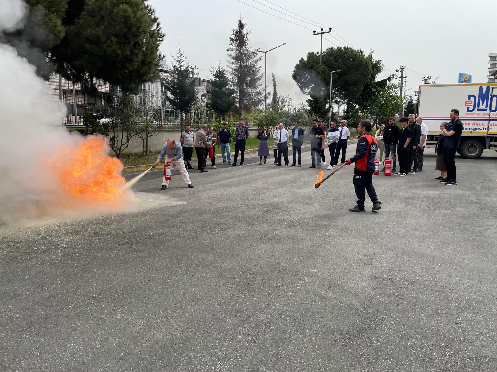 Bölge Müdürlüğümüzde Temel Afet Bilinci ve Yangın Tatbikatı Eğitimi Gerçekleştirildi